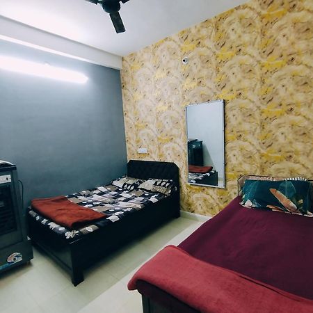 Kalpeshwar Homestay Ujjain Ujaim Quarto foto